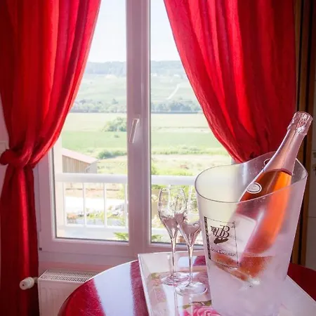 Bed & Breakfast Domaine Bacchus Reuil-sur-Marne