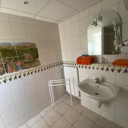 Bed & Breakfast Domaine Bacchus Reuil-sur-Marne