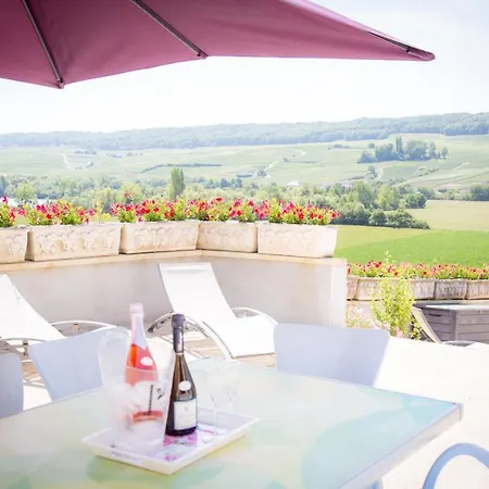Domaine Bacchus Bed & Breakfast *