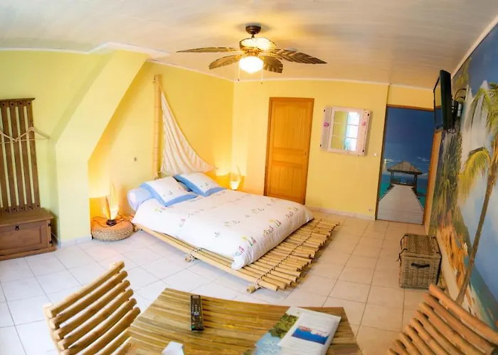 Domaine Bacchus Couette-café *